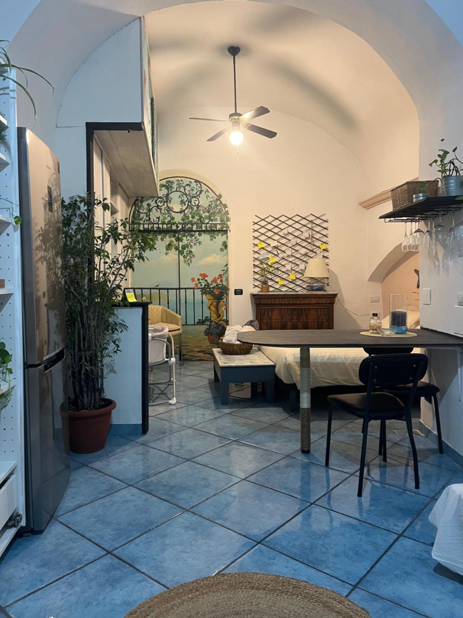 Ferienwohnung Mari Mari Neapel Exterior foto