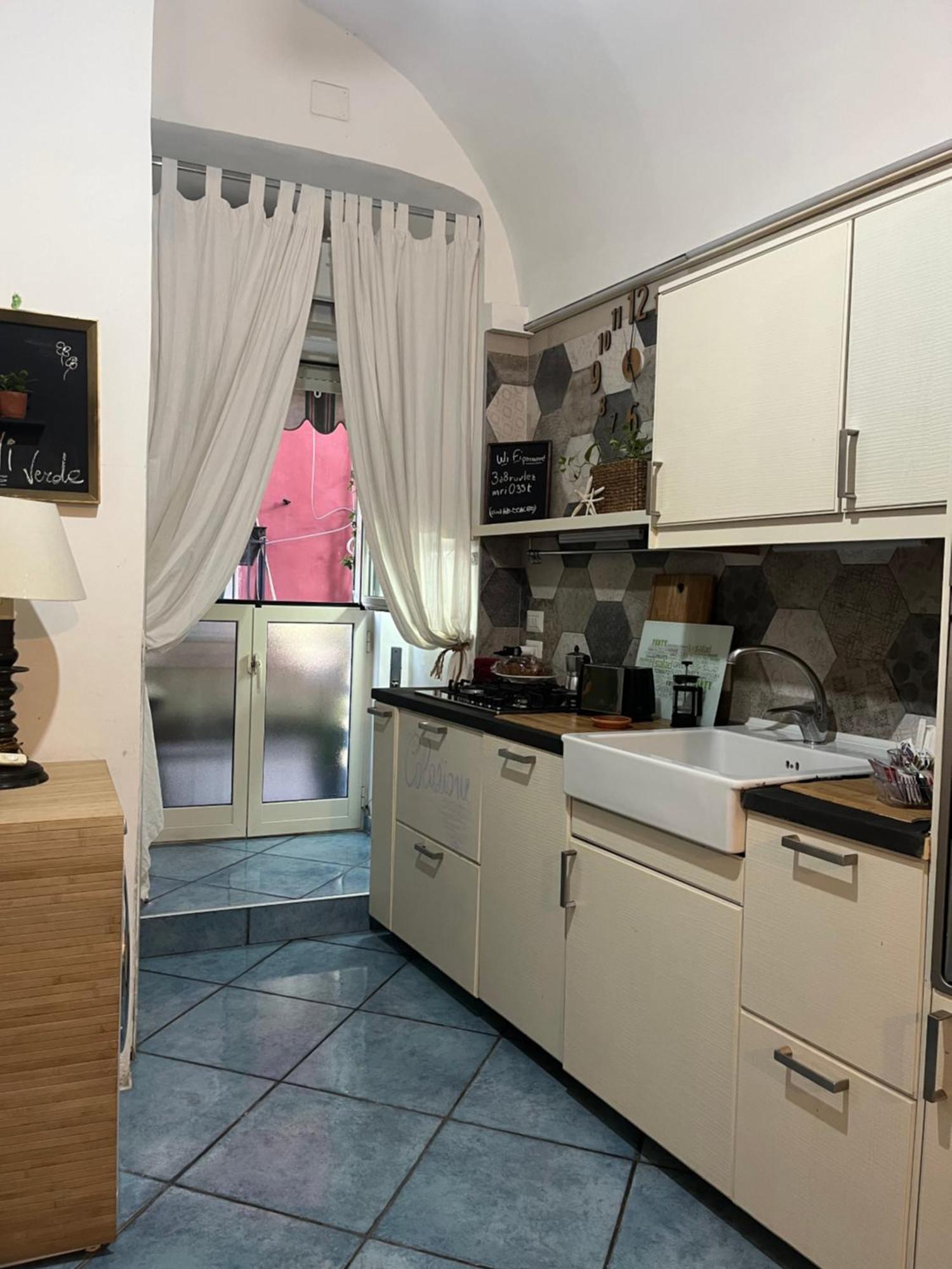 Ferienwohnung Mari Mari Neapel Exterior foto